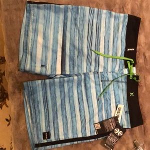 NWT Men’s size 36 Hurley Board Shorts